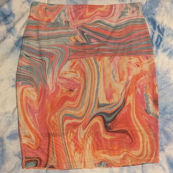 Black Bead Mesh Mini Skirt - Picture 4 of 7